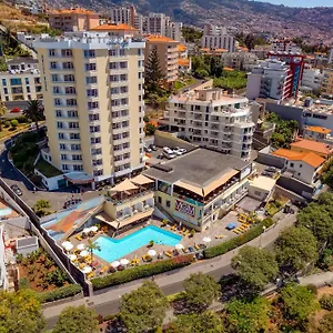 raga-hotel.madeira-islandshotels.com/